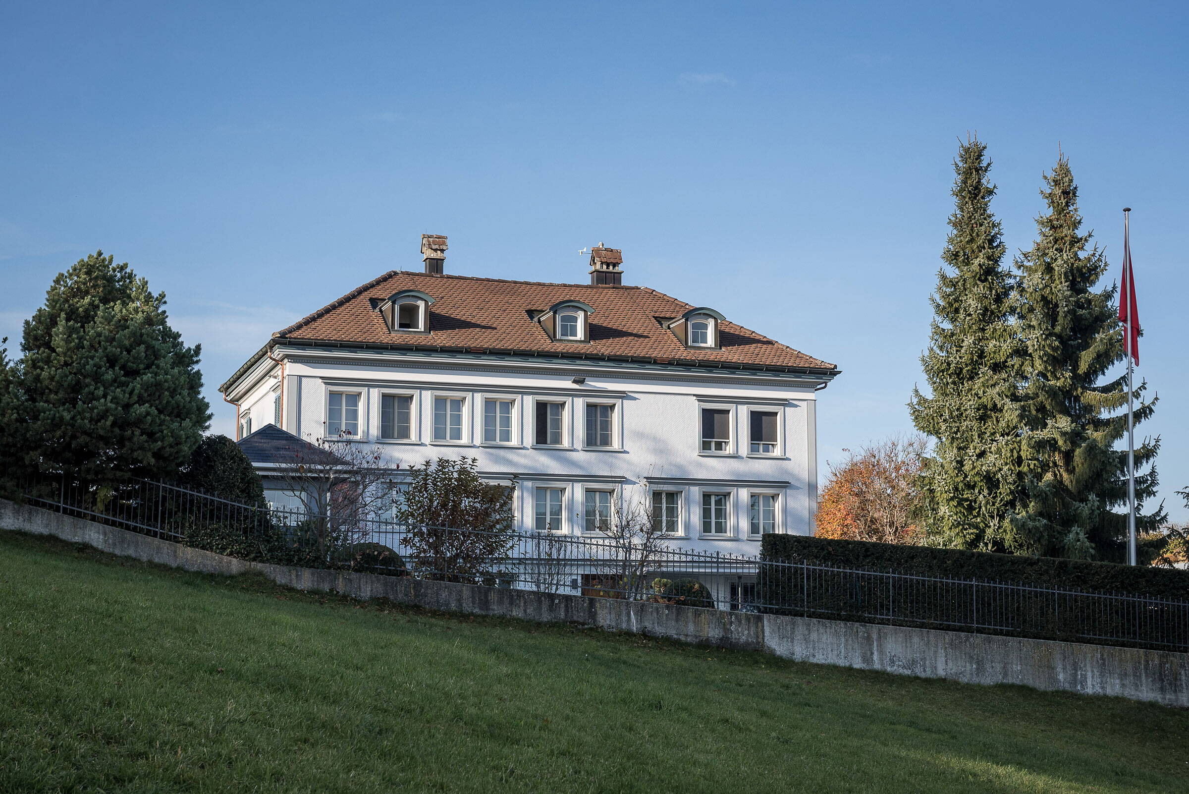 altbauweise_denkmalgeschuetztes_fabrikantenhaus_herisau_10.jpg altbauweise_denkmalgeschuetztes_fabrikantenhaus_herisau_10.jpg